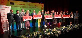 Laureaci konkursu „Najaktywniejsze sołectwo Krajowej Sieci Obszarów Wiejskich – Sukcesy widać po sąsiedzku” (fot. Grzegorz Żak)