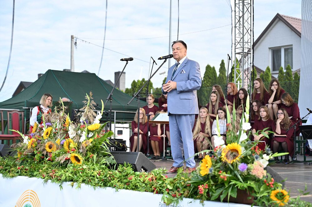 Marszałek Adam Struzik podziękował rolnikom za cięzką pracę (fot. Grzegorz Żak)