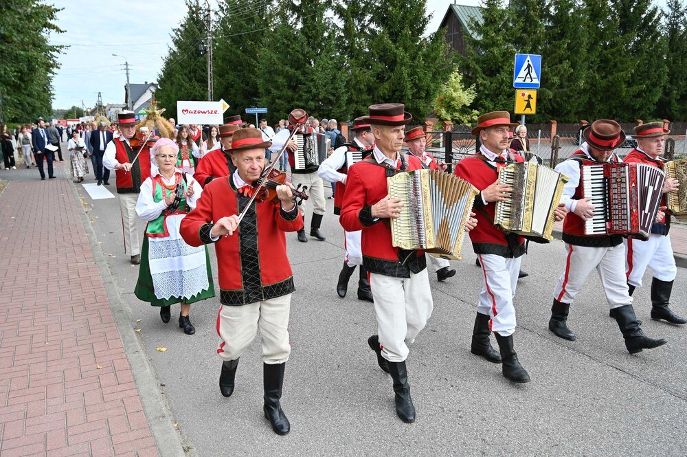 Tegoroczne Dożynki pełne były kurpiowskiej muzyki (fot. Grzegorz Żak)